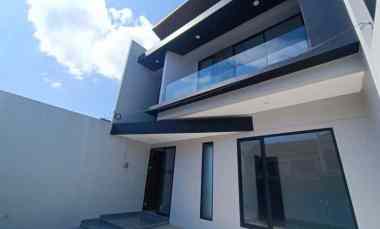 dijual rumah manyar jaya surabaya