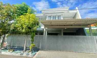 dijual rumah manyar kartika