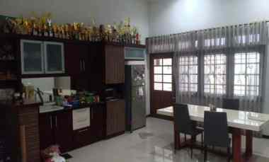 Dijual Rumah Manyar Kartika Timur Sukolilo LT 240 Hadap Utara