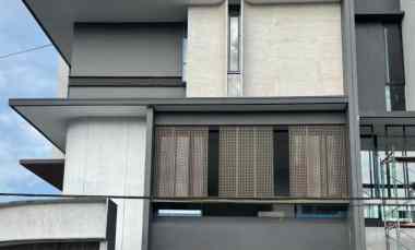 dijual rumah manyar kerto