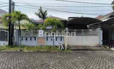 dijual rumah manyar kertoadi