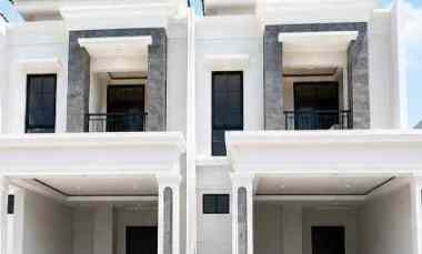 dijual rumah manyar kertoadi