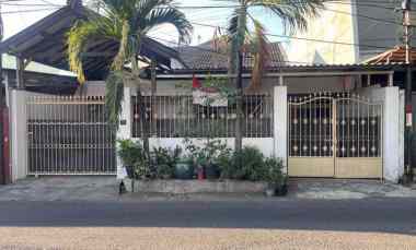 dijual rumah manyar kertoadi