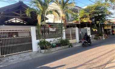 Rumah Komersial Area Hitung Tanah di Raya Manyar Kertoadi Surabaya