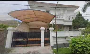 Rumah Mewah Dijual di Manyar Kertoarjo Surabaya Timur dengan Bangunan