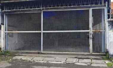 dijual rumah manyar sambongan