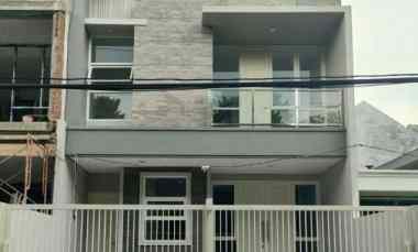 dijual rumah manyar tirtoyoso