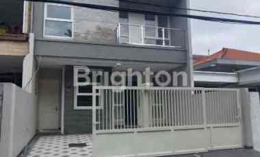 Rumah Manyar Tirtoyoso 2 Lantai Row Jalan Kembar Surabaya