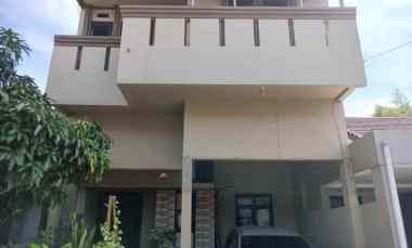 dijual rumah margacinta
