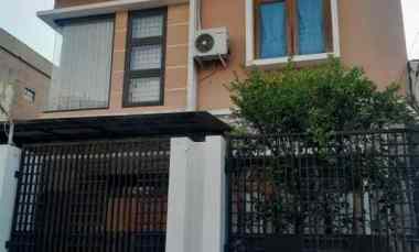 dijual rumah margahayu raya