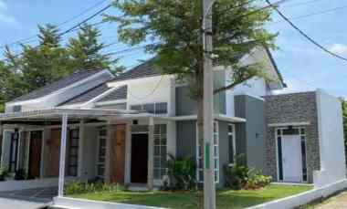 Jual Rumah Baru Semi Furnished Strategis di Margahayu Raya Bandung