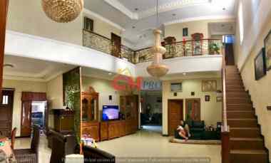 dijual rumah margawangi