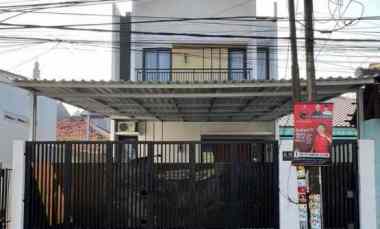 dijual rumah matraman