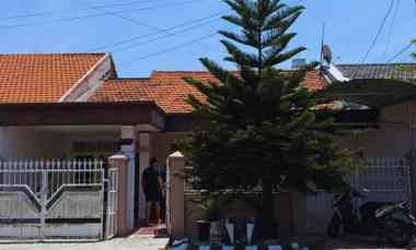 dijual rumah medokan