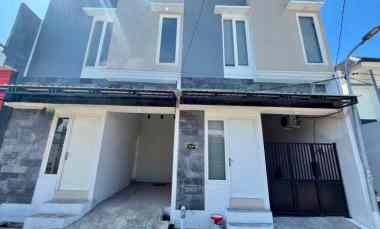 dijual rumah medokan ayu dekat merr tol upn