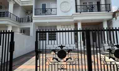 dijual rumah megapolitan cinere depok