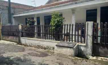 gambar dijual rumah melong