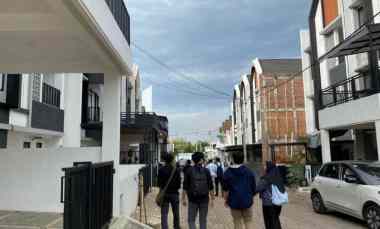 dijual rumah merjosari