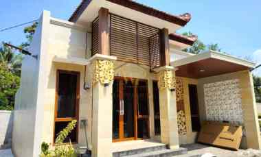 Jual Rumah Modern Siap Huni dekat Candi Borobudur Magelang