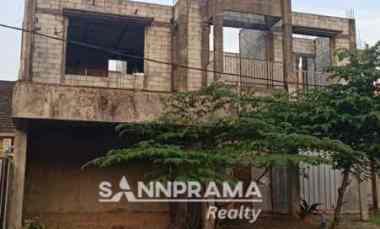 Rumah View Sungai di Perumahan Meruyung Dijual Apa Adanya -rn