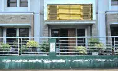 Dijual Rumah Mewah 2 Lantai Dicurug Indah Jatiwaringin