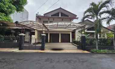 dijual rumah mewah di kawasan rempoa tangerang selatan