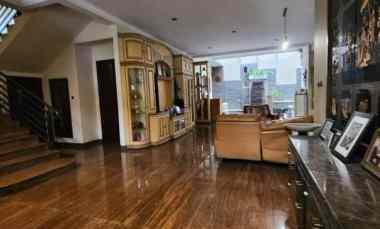 Dijual Rumah Mewah di Puri Indah
