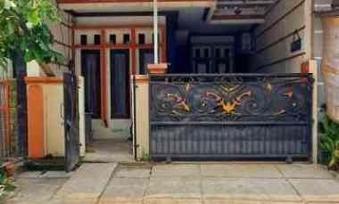 dijual rumah mewah divila mutiara gading 3