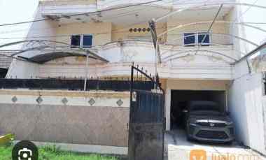 dijual rumah mewah klasik 2 lantai