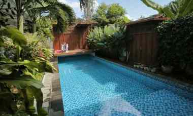 dijual rumah mewah kost aktif