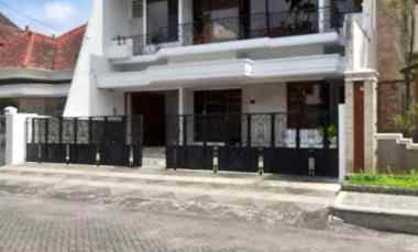 dijual rumah mewah lokasi jl pahlawan trip kota malang
