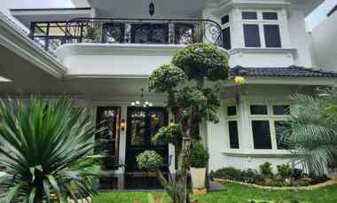 dijual rumah mewah lokasi pondok labu jakarta selatan
