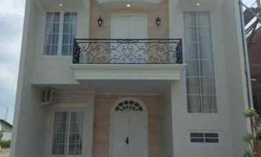 dijual rumah mewah lokasi strategis di cirendeu