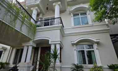 Dijual Rumah Mewah Siap Huni di Legenda Wisata Cibubur