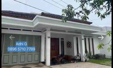 dijual rumah mewah swimming pool di margahayu bandung