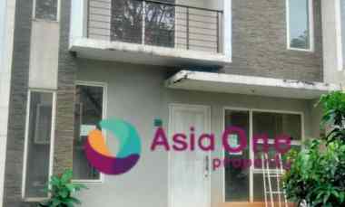 dijual rumah minimalis di serpong garden 2