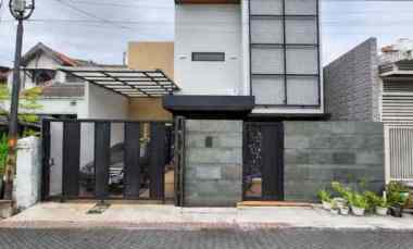 Rumah Dijual di Simpang Darmo Permai Selatan