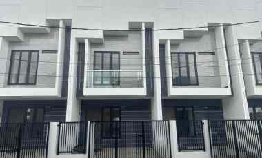 dijual rumah modern tengah