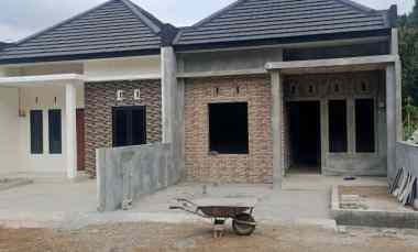 dijual rumah monggalan karangsono