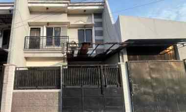 dijual rumah mulyorejo