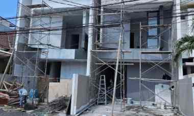 dijual rumah mulyosari