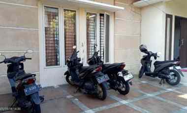 dijual rumah mulyosari