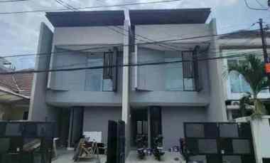 dijual rumah mulyosari