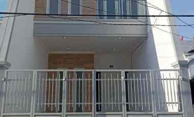 dijual rumah mulyosari