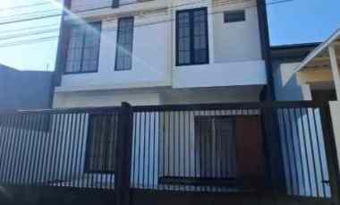 dijual rumah mulyosari