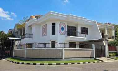 Rumah Mulyosari Strategis Tandon Atas Bawah, Row 3 Mobil