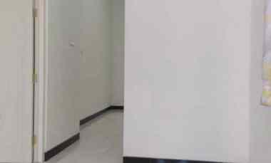 dijual rumah mulyosari utara