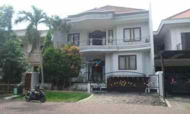 Dijual Rumah Murah di Perumahan Graha Family Terawat