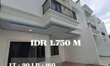 dijual rumah murah siap huni di jagakarsa