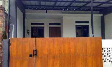 dijual rumah mustika jaya bekasi timur